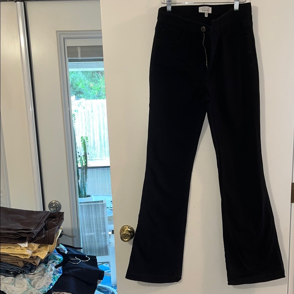 Stockholm Atelier & Other Stories Classic Black Flare Jeans